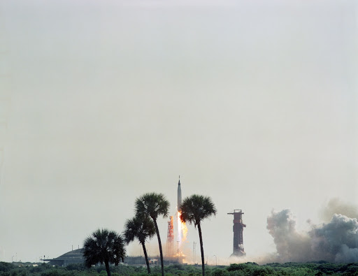 MERCURY-ATLAS (MA)-9 - LAUNCH - CAPSULE - ASTRONAUT COOPER - CAPE