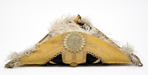 ‏‏‎ Tricorn hat