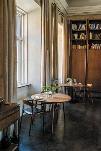 "Food & Friends" Magazine