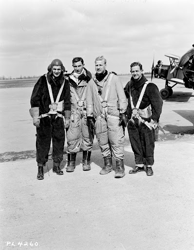 GROUP OF PILOTS MOUNT HOPE 1