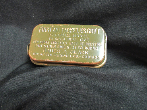 US Army First Aid Packet