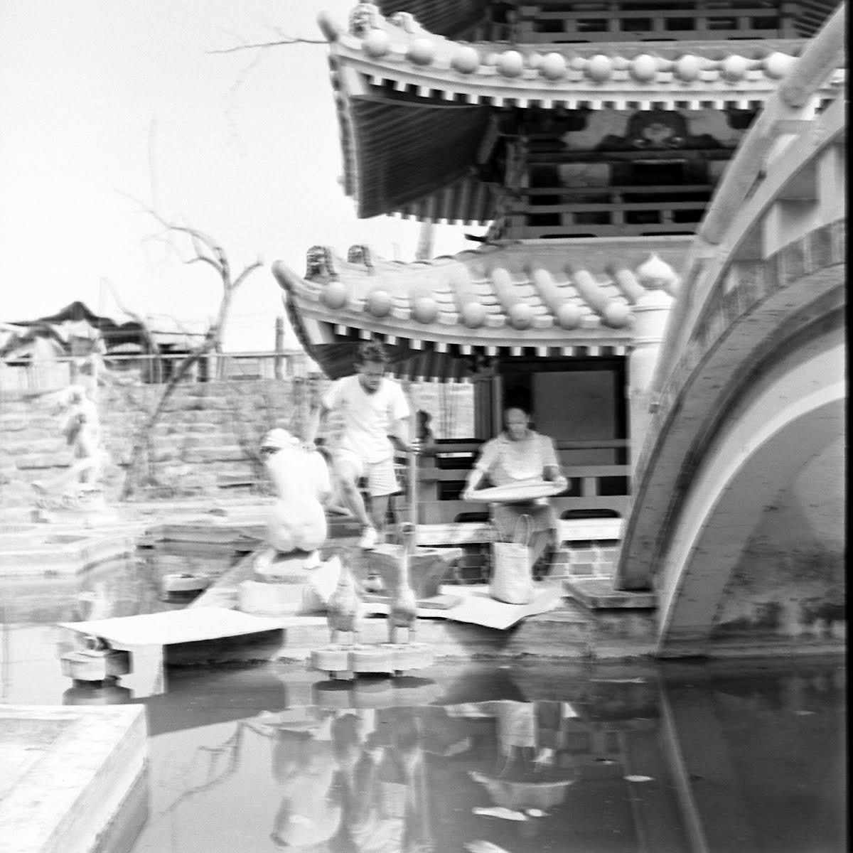 The Fight For And The Liberation Of Manila - 1945 - Macarthur