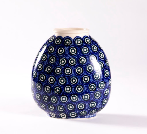 Ceramic vase