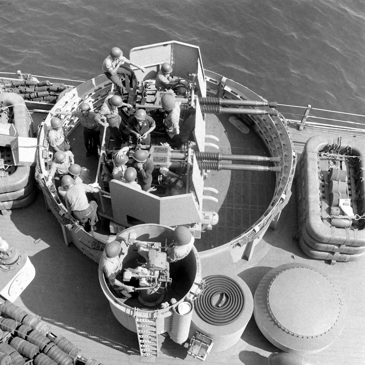 Shakedown Cruise (Uss Wisconsin)