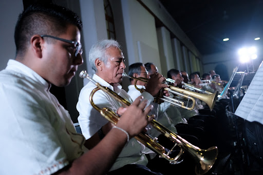 Basketball and wind bands