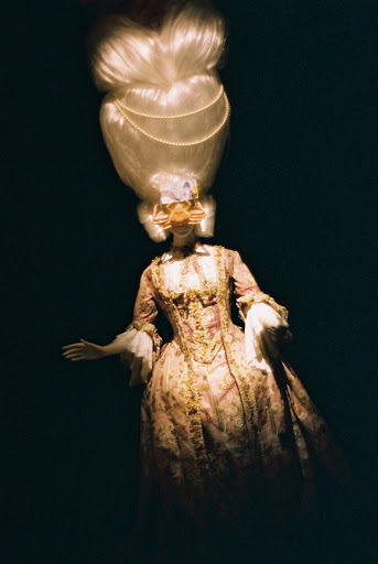 Installation view, Fashion Fantasy, writtenafterwards 7