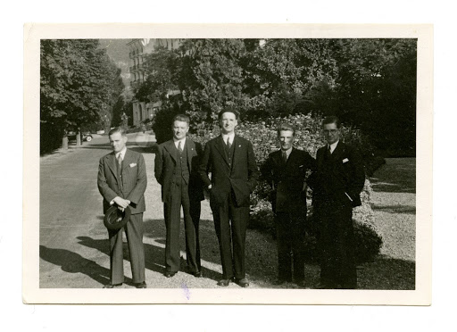 Éamon de Valera and a number of Irish diplomats near Geneva while taking time off from attending a meeting of the League of Nations in 1938.