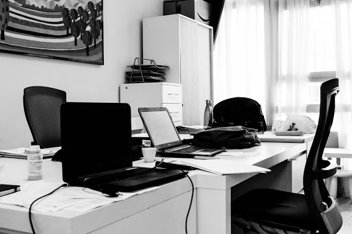 Tempo sospeso: sulla vita in Comunità