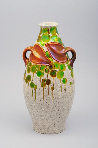 Vase with aquatic plants