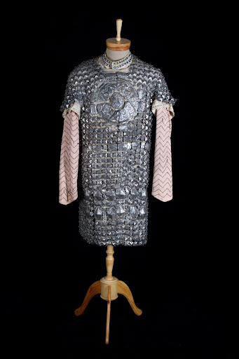 Костюм Е.Т. Райкова к партии Владимира Игоревича