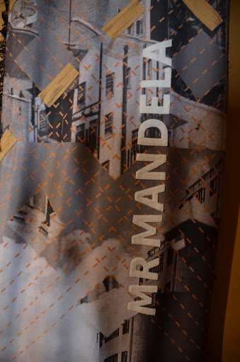 Mr Mandela, Unthreading Mandela