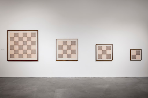 Franco House Floor I-IV / Piso Casa Franco I-IV