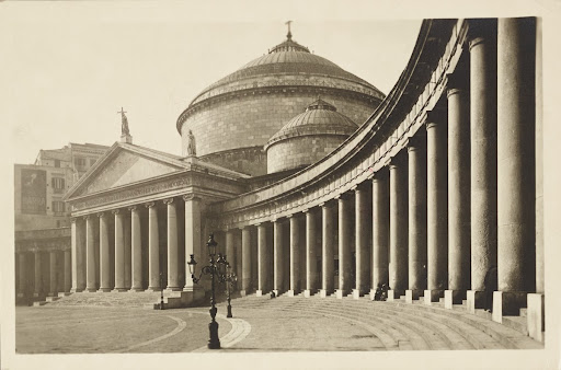 Piazza Plebiscito, Napoli