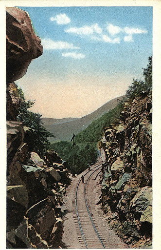 Postcard:The Great Cut, M.C.R.R. Crawford Notch, White Mts., N.H.