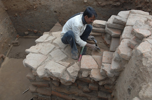 Excavations of the Mahamaudgalyayana stupa