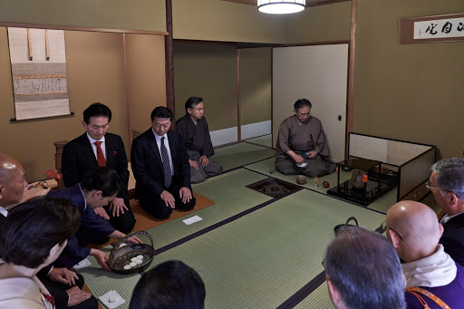 The thin tea (usucha) service