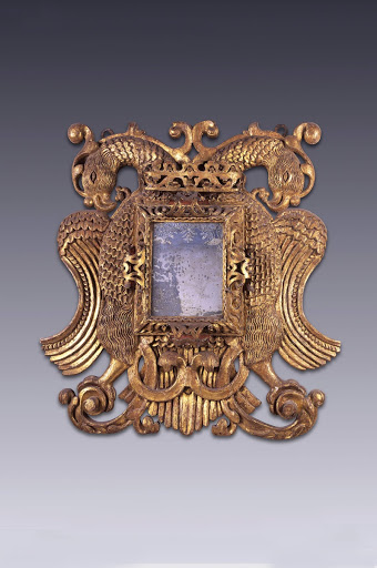 Par de espejos en forma de águilas bicéfalas