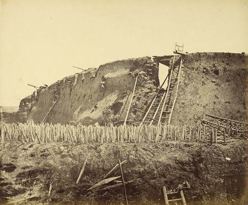 [Angle of North Fort at which the French Entered]