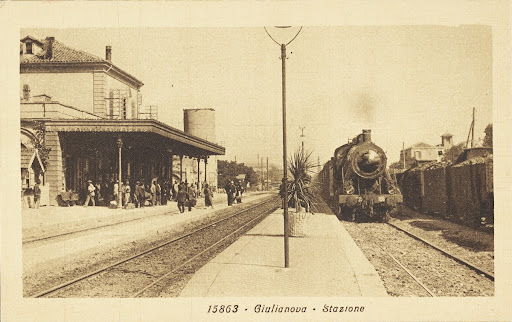 Station, Giulianova