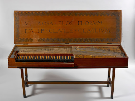 Unfretted clavichord