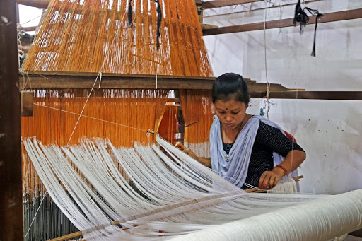 Ramie Textiles: Frame loom weaving