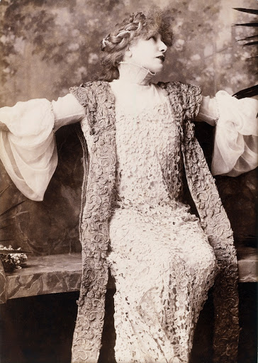 Sarah Bernhardt in "Francesca de Rimini"