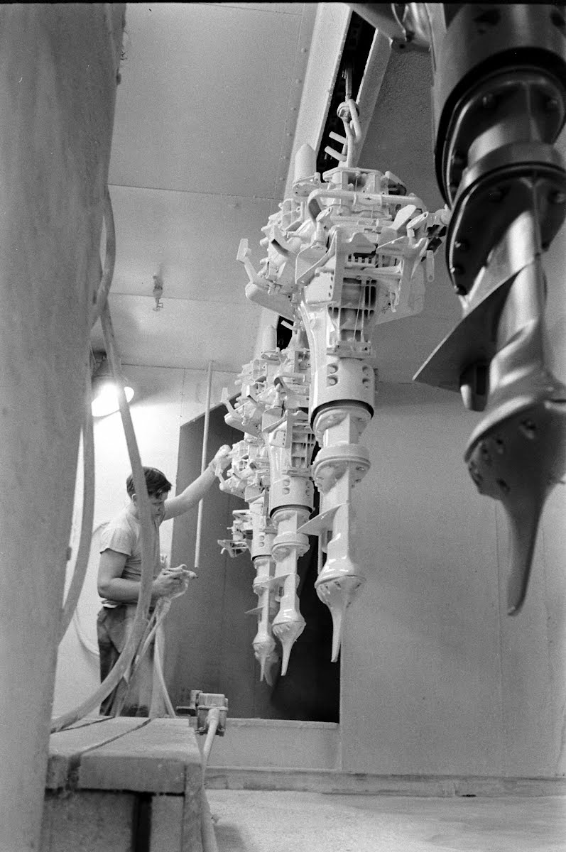 Boating Story Johnson Outboard Factory