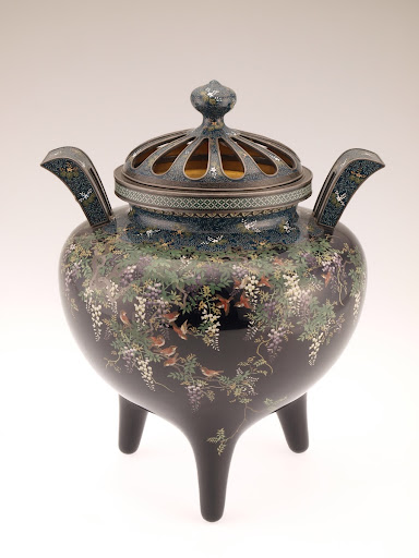極美品 大正時代◆京七宝 稲葉七宝 内側濃い目水色 外観(花柄図)ナプキンリング 京七宝 《花鳥図香炉》 清水三年坂美術館蔵 - 錦雲軒 稲葉七穂（1849
