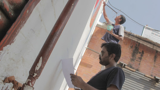 Dui God wali Machari