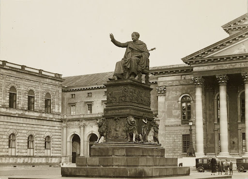 Munich: Monument to King Maximilian I. Joseph