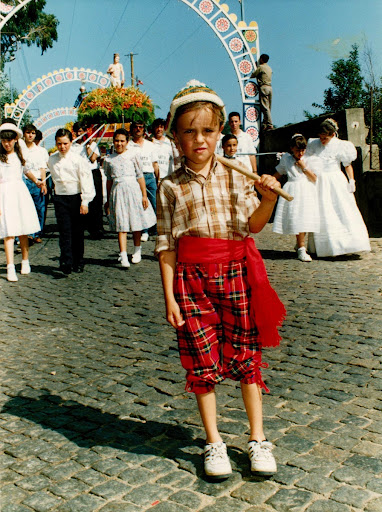 Child dressed in a fisherman’s costume (c.1990). Photo given to Cátia Oliveira by Rosa Raquel
