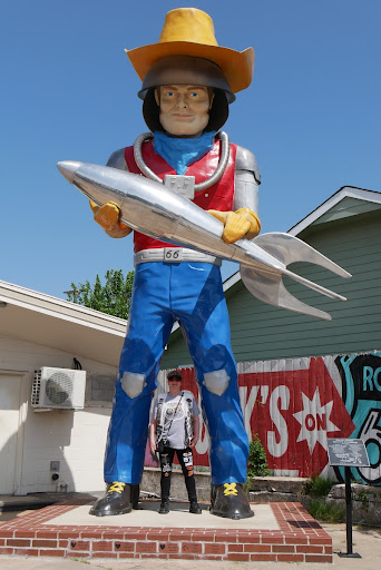 Chix on 66 Buck Atoms