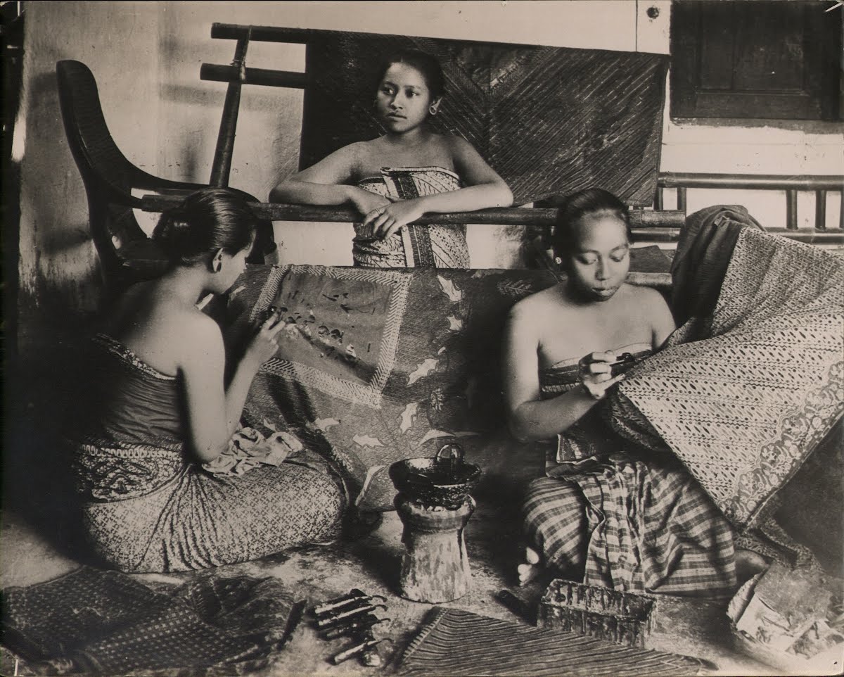 Tex 17 Proc: Printing Block, Batik.