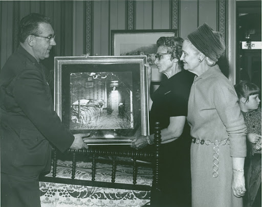 Comparison of Julius Ulke’s photograph of the death room to the actual room