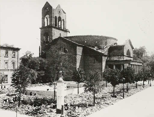 Karlsruhe: Catholic City Parish Church of St. Stephan