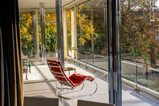 Chaise longue from dining room