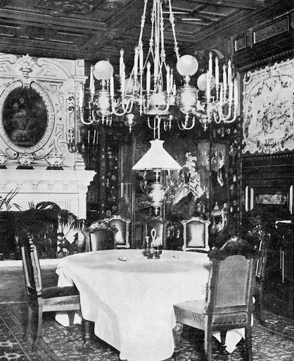 Gala Dinning Room