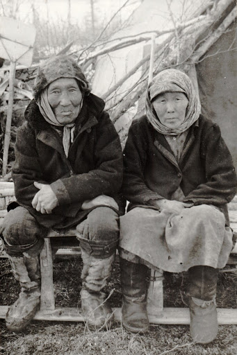Old residents of hunting brigade of the Stalin collective farm