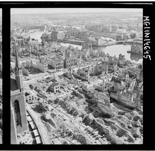 B/w negative depicting the view from the tower of the Main Town Hall