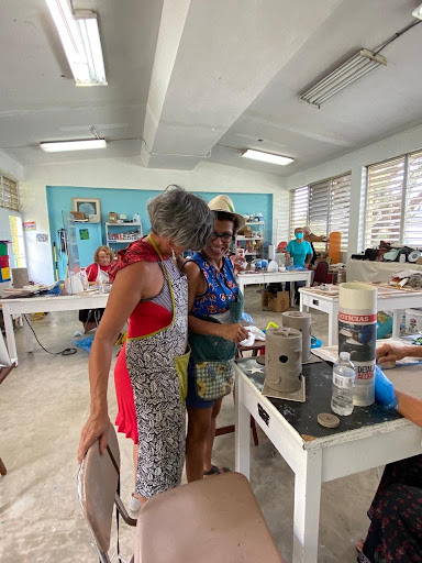 Ceramics workshop participant