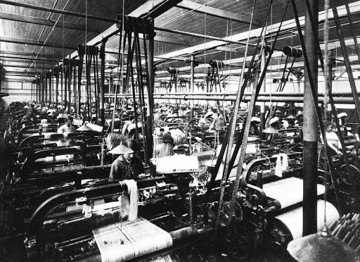 Weaving on powerlooms