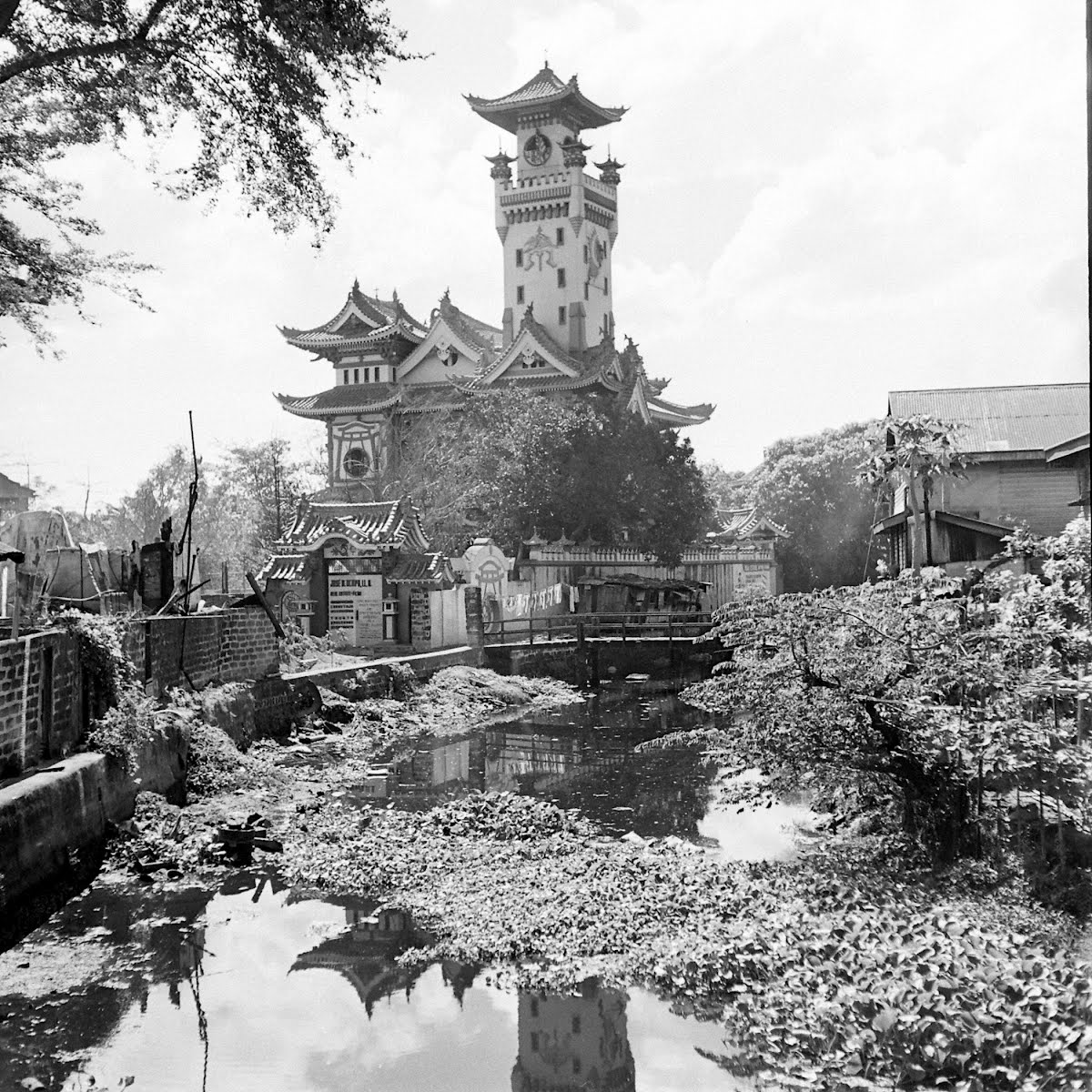 The Fight For And The Liberation Of Manila - 1945 - Macarthur