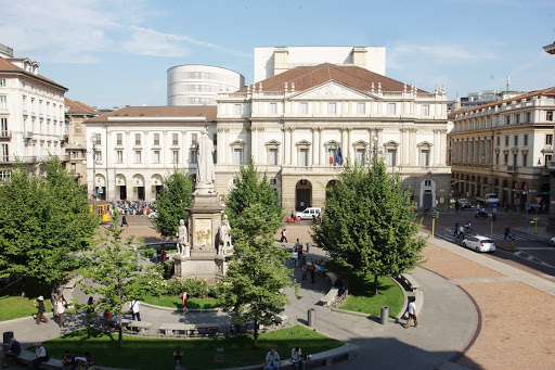 Teatro alla Scala esterno