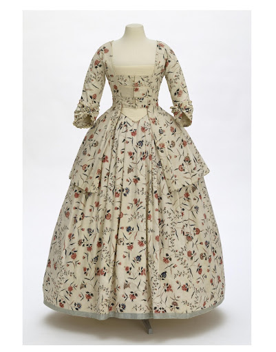Caraco and petticoat