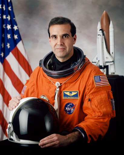 Official Portrait of Astronaut Rick Mastracchio