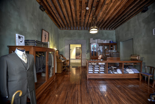 Recreación de la camisería El Águila