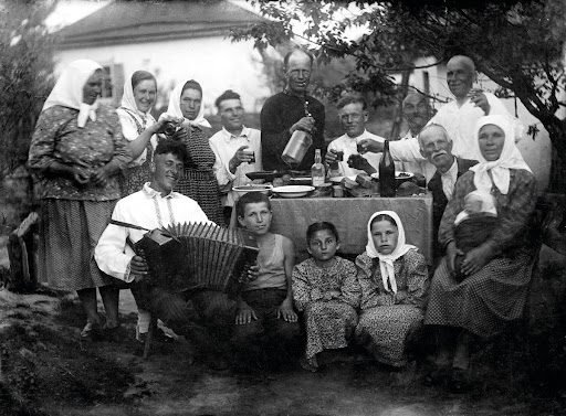 Групове частування