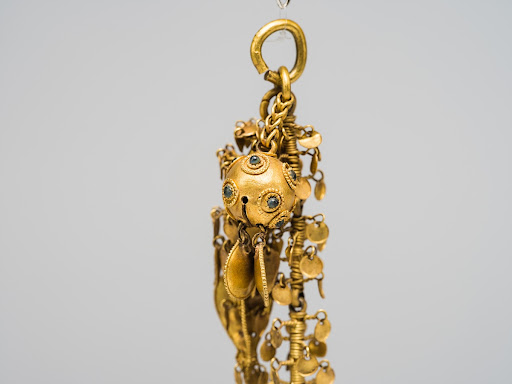 Gold Crown from Geumnyeongchong Tomb