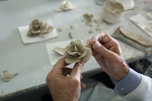 The making of Monumenti: Porcelain