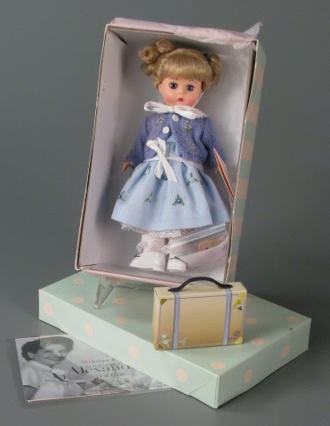 Doll:Madame Alexander | Running Away To Grandma's